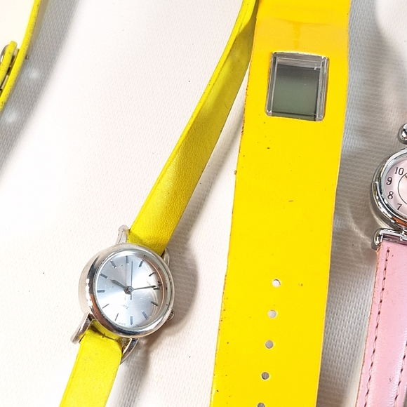 Mixed Watch Lot 12 Pieces Womens Digital Analog Untested - Picture 4 of 8